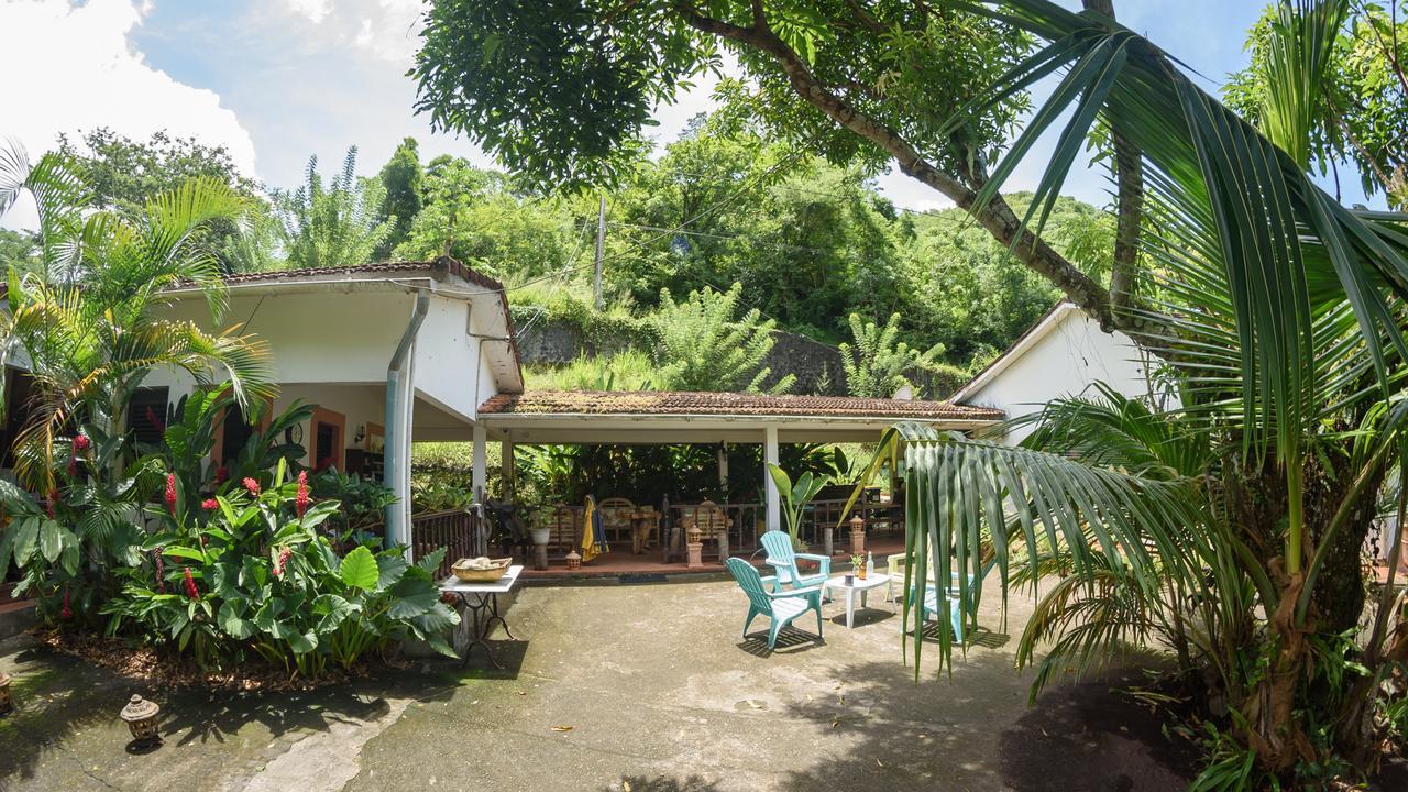Martinique Treehouse Villa Canton Suisse Екстериор снимка